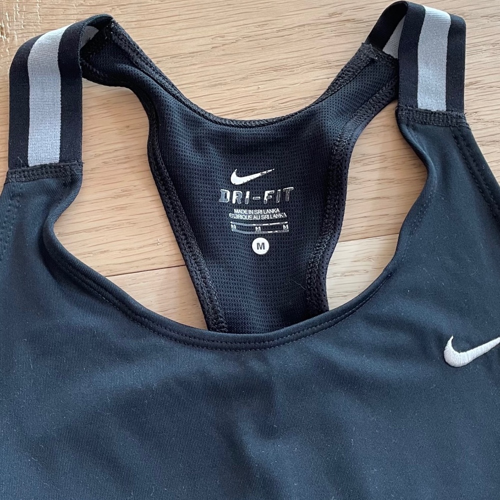 NIKE Racerback DRIFIT Athletic Tank Top with Shelf Bra Black - Picture 3 of 6